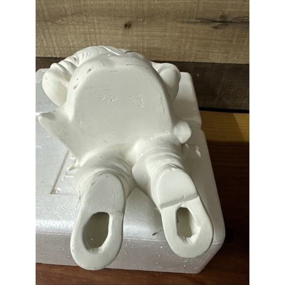 VTG Ready to Paint Sitting Santa Claus Feeding Baby Deer Ceramic Bisque - Picture 5 of 5